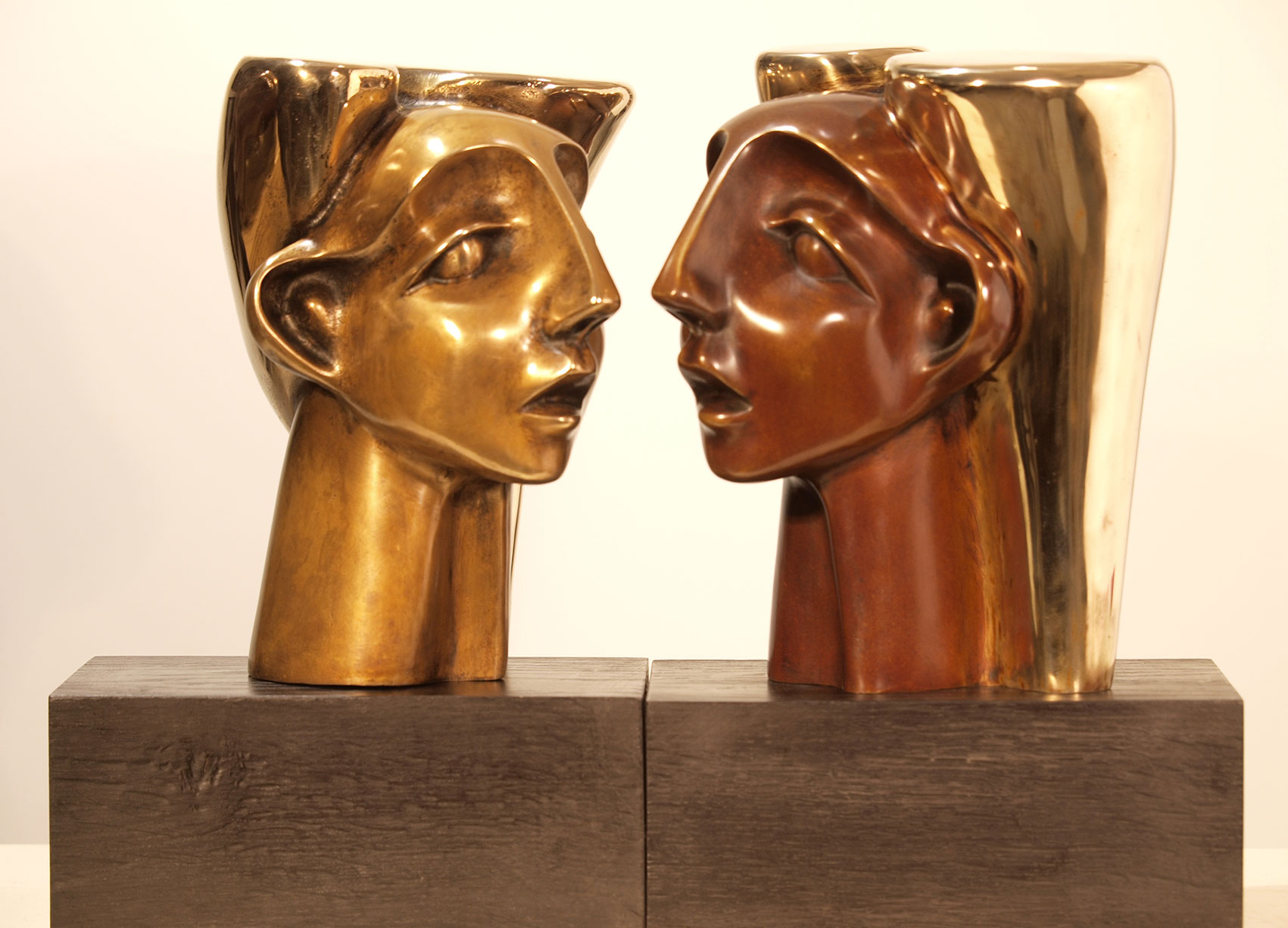 Cmo se restauran las obras de arte de bronce sin daarlas